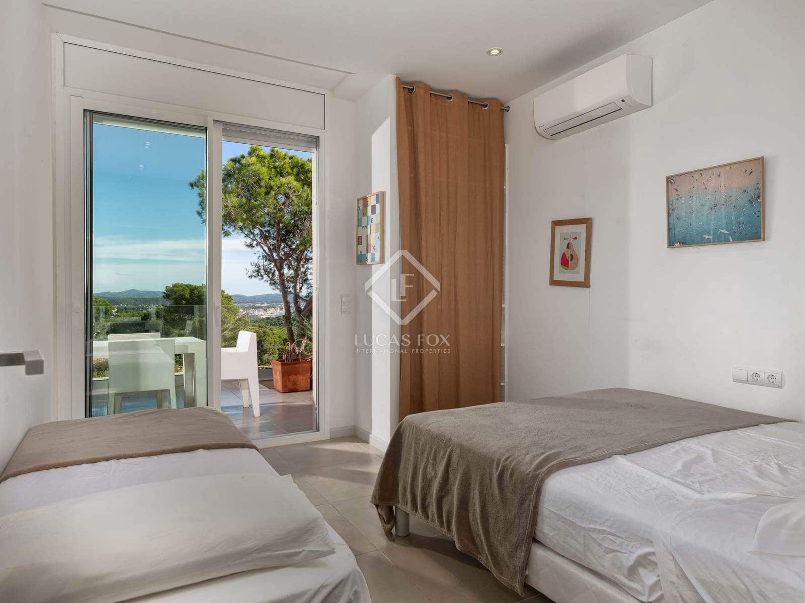 4 bedroom Villa for sale in Platja d'Aro with pool garage - € 1,395,000 (Ref: 8653310)