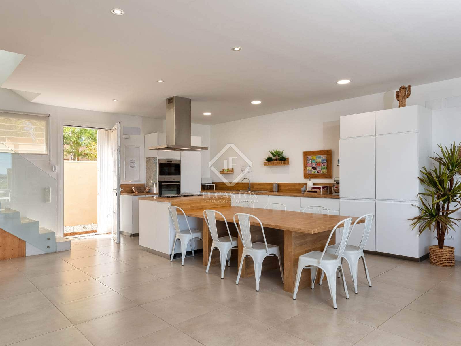 4 bedroom Villa for sale in Platja d'Aro with pool garage - € 1,395,000 (Ref: 8653310)