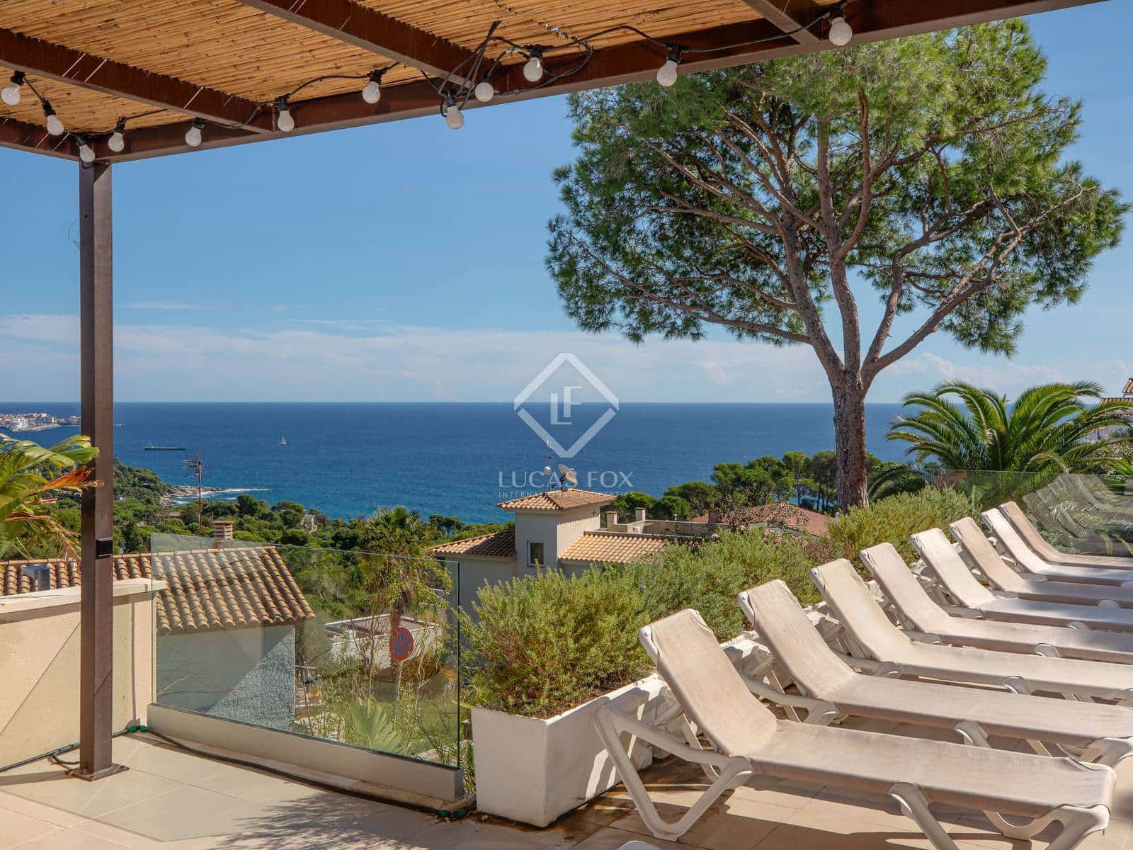 4 bedroom Villa for sale in Platja d'Aro with pool garage - € 1,395,000 (Ref: 8653310)