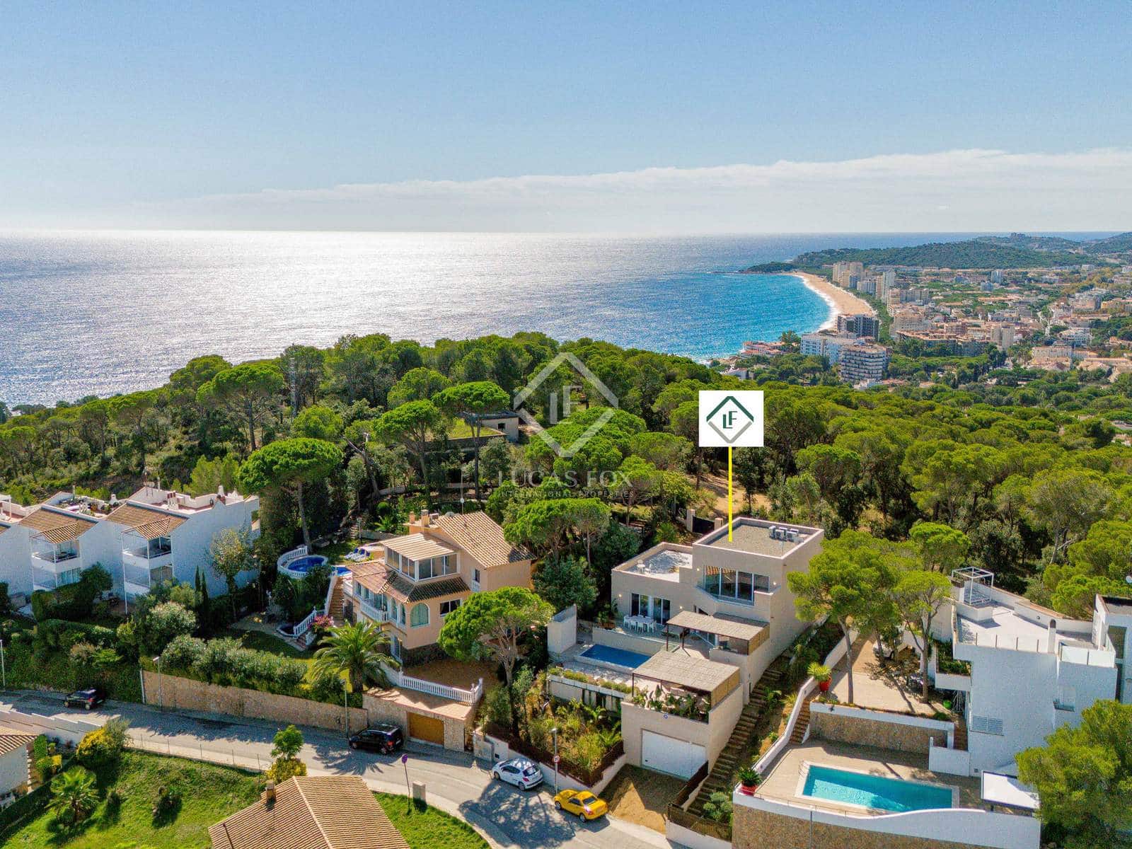 4 bedroom Villa for sale in Platja d'Aro with pool garage - € 1,395,000 (Ref: 8653310)