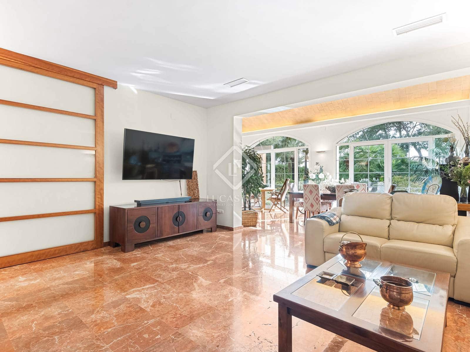 5 bedroom Villa for sale in Muchamiel / Mutxamel with pool garage - € 796,000 (Ref: 8655080)