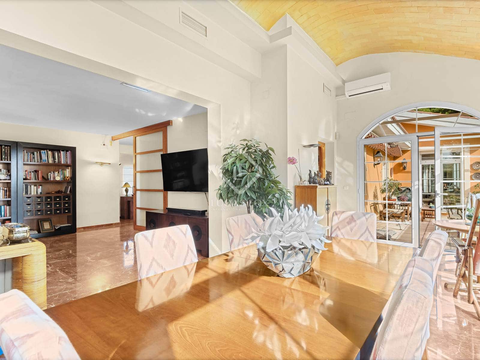 5 bedroom Villa for sale in Muchamiel / Mutxamel with pool garage - € 796,000 (Ref: 8655080)