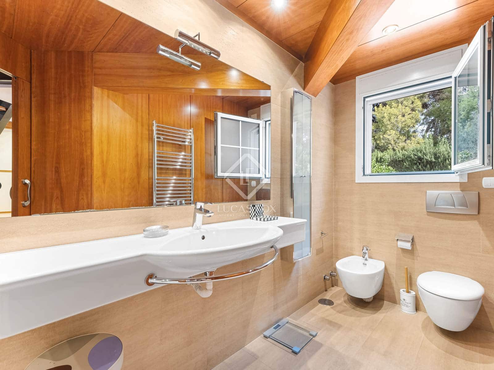 5 bedroom Villa for sale in Muchamiel / Mutxamel with pool garage - € 796,000 (Ref: 8655080)