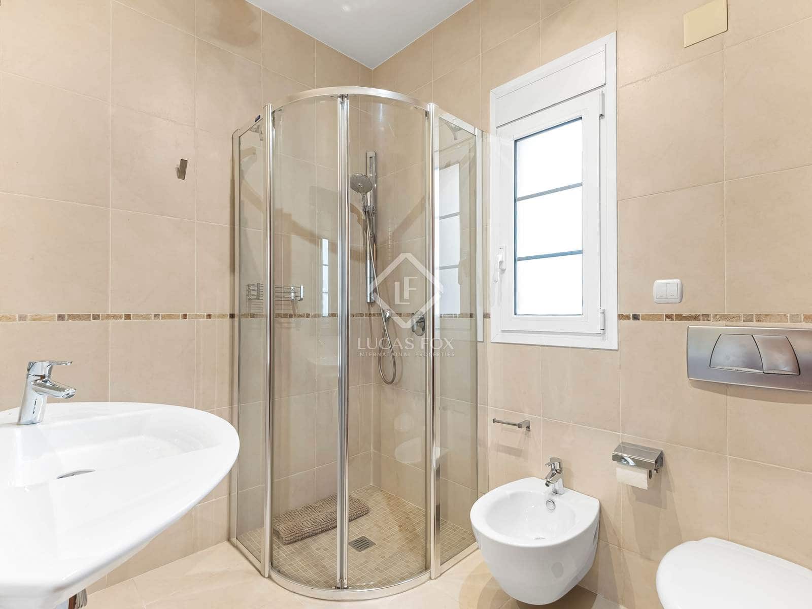 5 bedroom Villa for sale in Muchamiel / Mutxamel with pool garage - € 796,000 (Ref: 8655080)