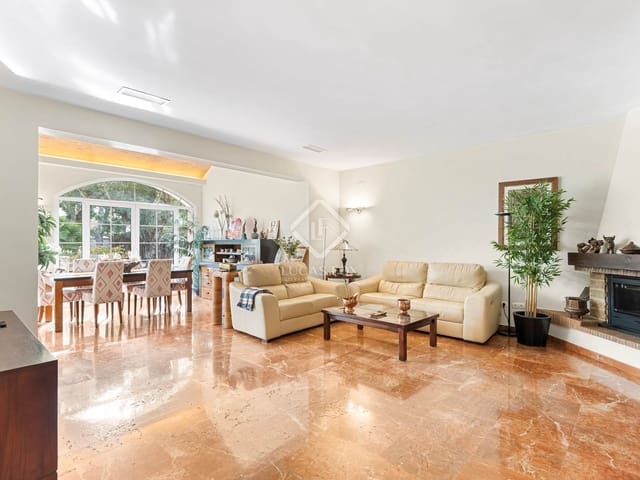 5 slaapkamer Villa te koop in Muchamiel / Mutxamel met zwembad garage - € 796.000 (Ref: 8655080)