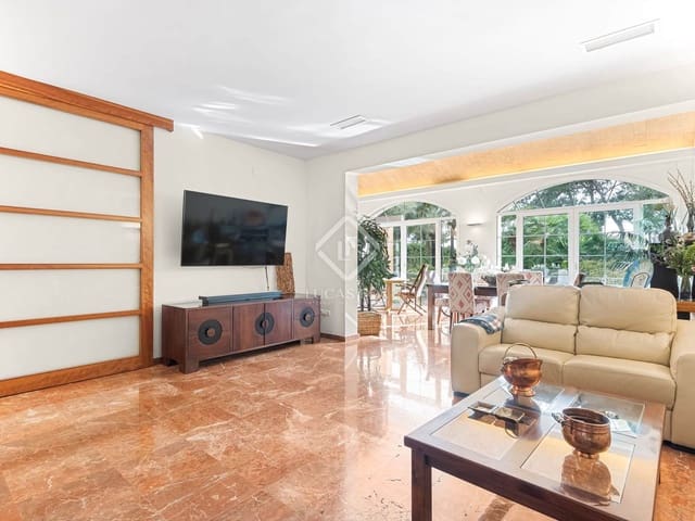 5 slaapkamer Villa te koop in Muchamiel / Mutxamel met zwembad garage - € 796.000 (Ref: 8655080)