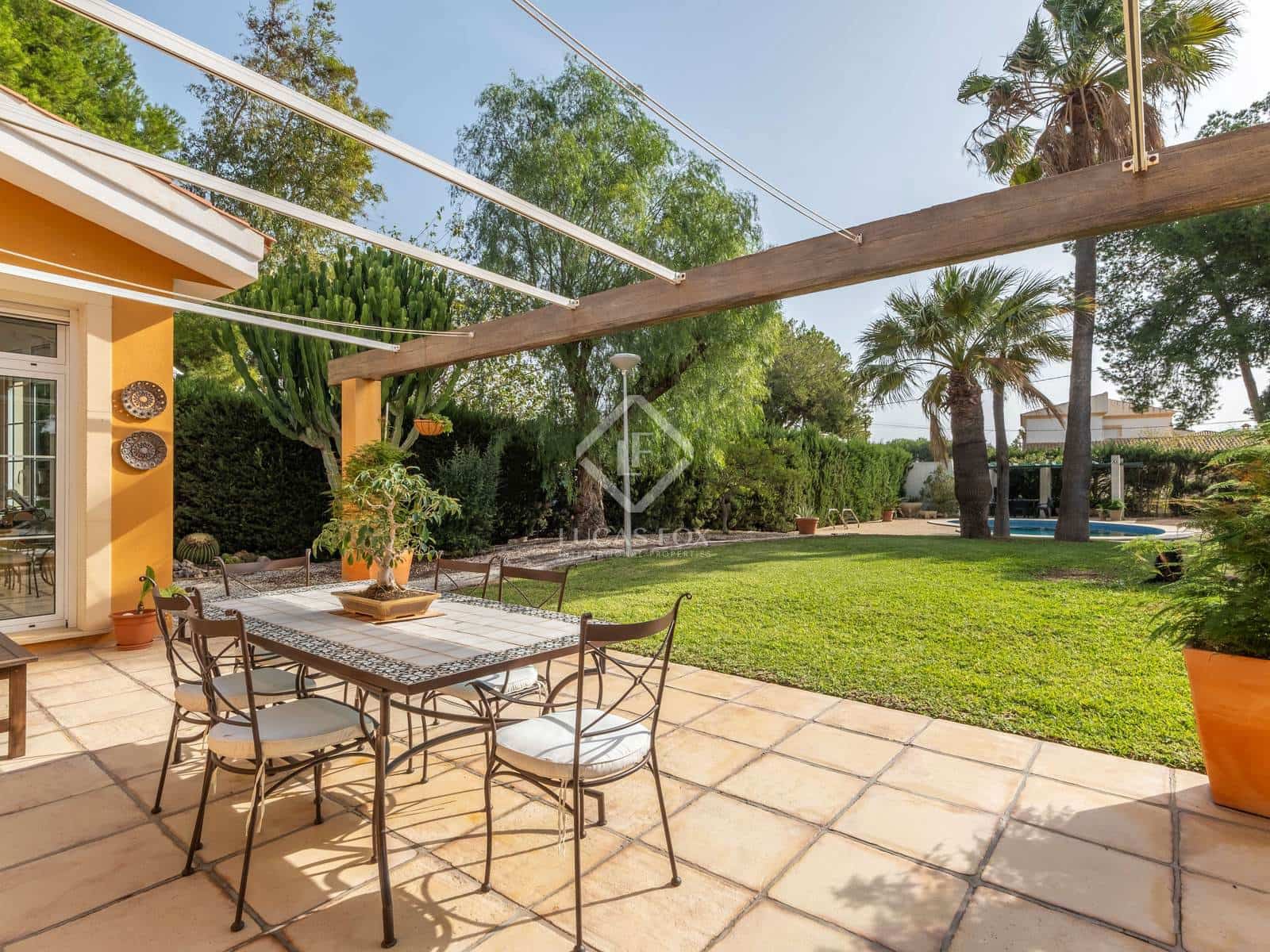 5 bedroom Villa for sale in Muchamiel / Mutxamel with pool garage - € 796,000 (Ref: 8655080)