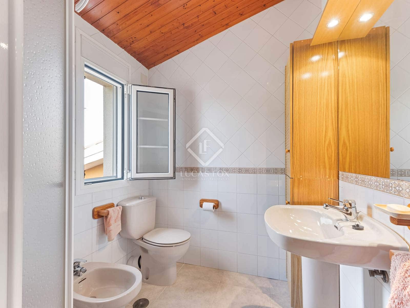 5 bedroom Villa for sale in Muchamiel / Mutxamel with pool garage - € 796,000 (Ref: 8655080)