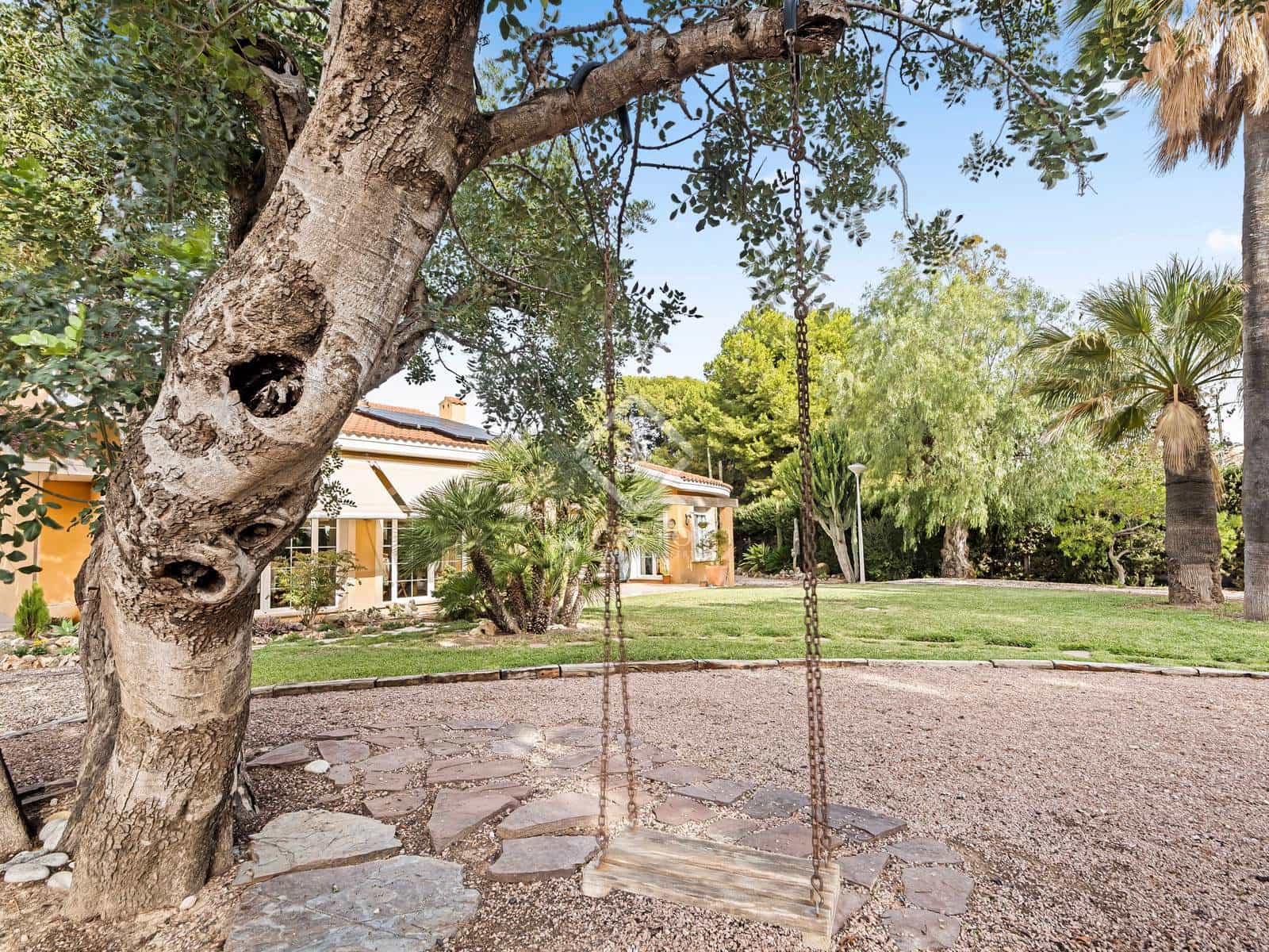 5 bedroom Villa for sale in Muchamiel / Mutxamel with pool garage - € 796,000 (Ref: 8655080)