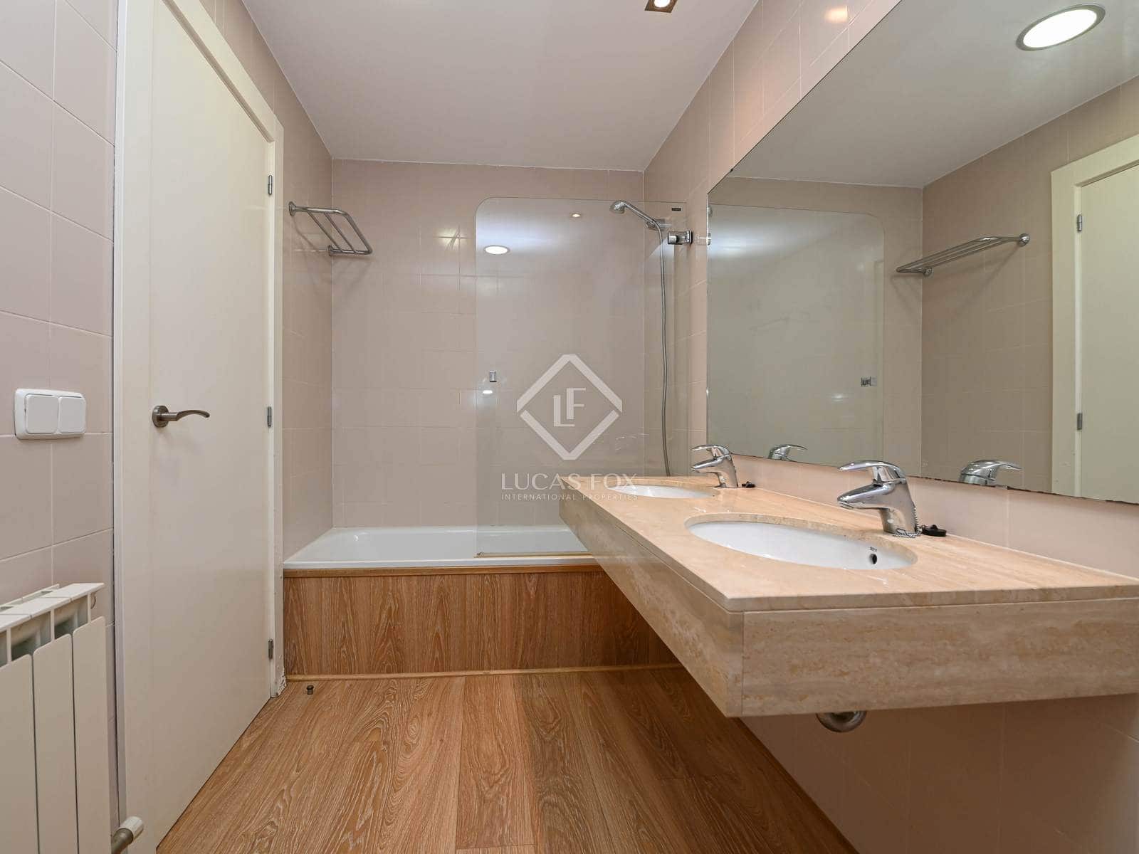 3 slaapkamer Appartement te koop in Platja d'Aro met zwembad garage - € 690.000 (Ref: 8655675)