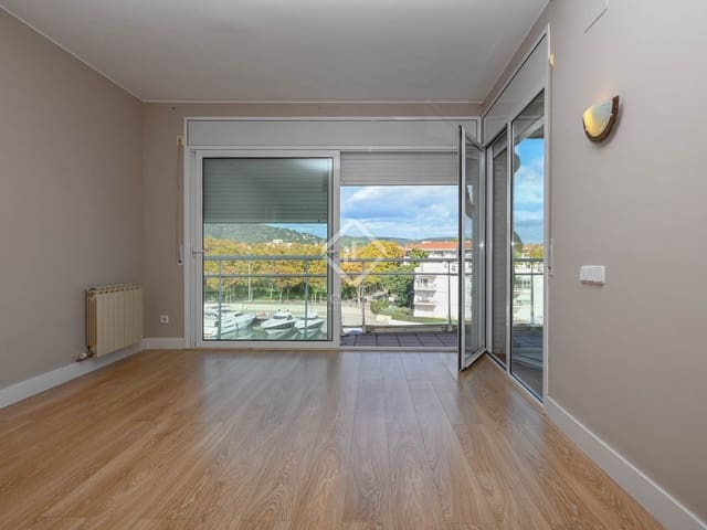 3 soverom Leilighet til salgs i Platja d'Aro, Castell-Platja d'Aro med svømmebasseng garasje - € 690 000 (Ref: 8655675)