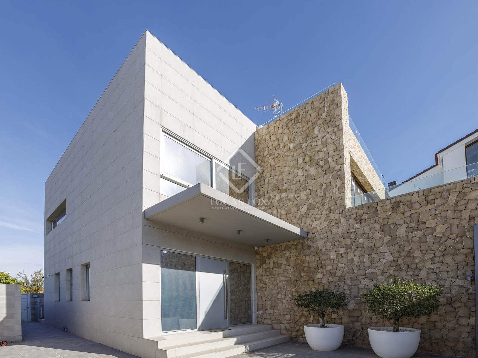 5 soverom Villa til salgs i Sagunto / Sagunt med svømmebasseng garasje - € 1 650 000 (Ref: 8657622)