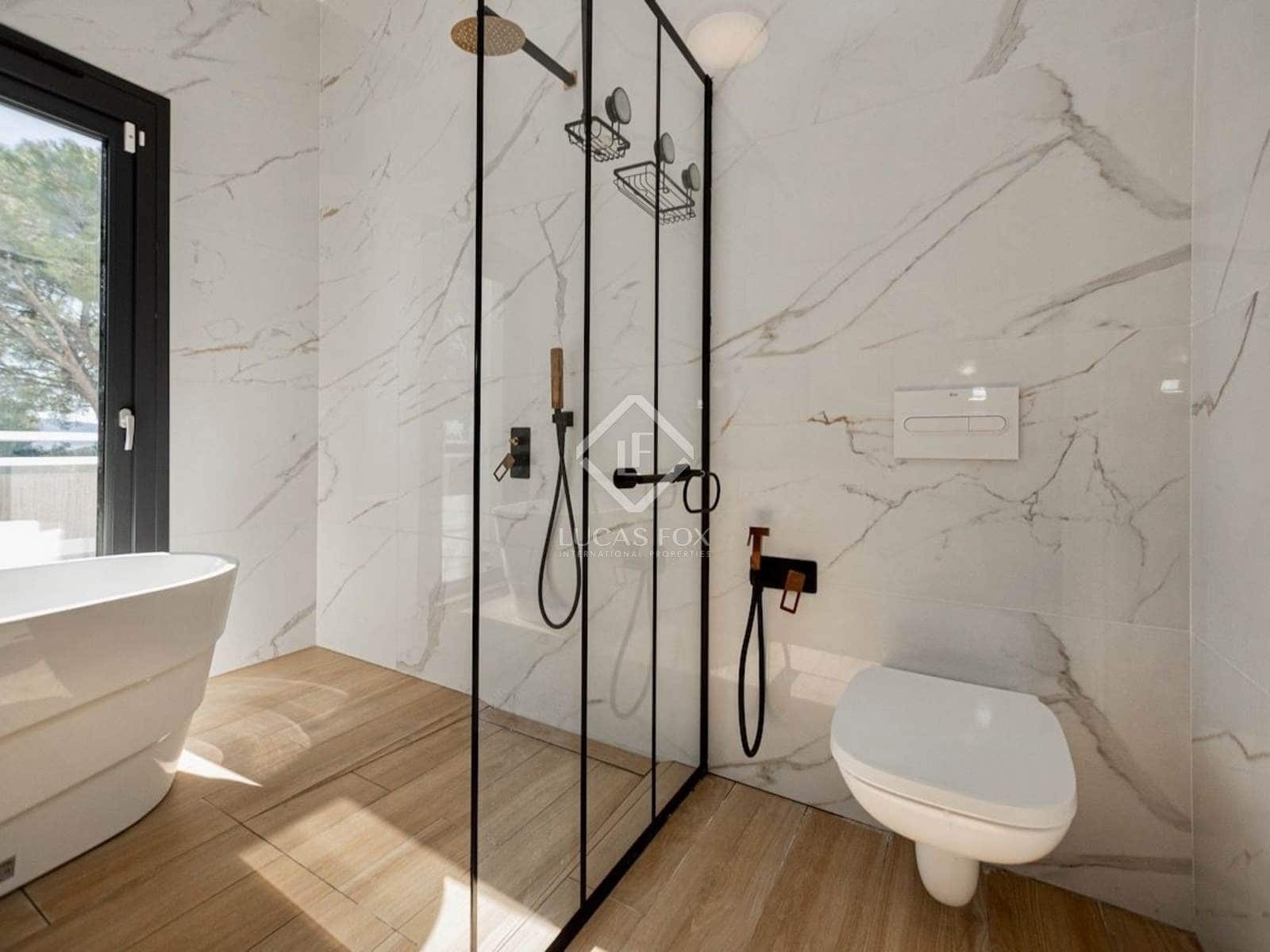 Chalet de 4 habitaciones en Altea en venta con piscina garaje - 995.000 € (Ref: 8657883)