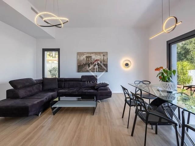 Chalet de 4 habitaciones en Altea en venta con piscina garaje - 995.000 € (Ref: 8657883)