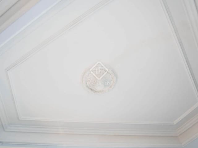 3 slaapkamer Appartement te koop in Barcelona stad - € 1.250.000 (Ref: 8660948)