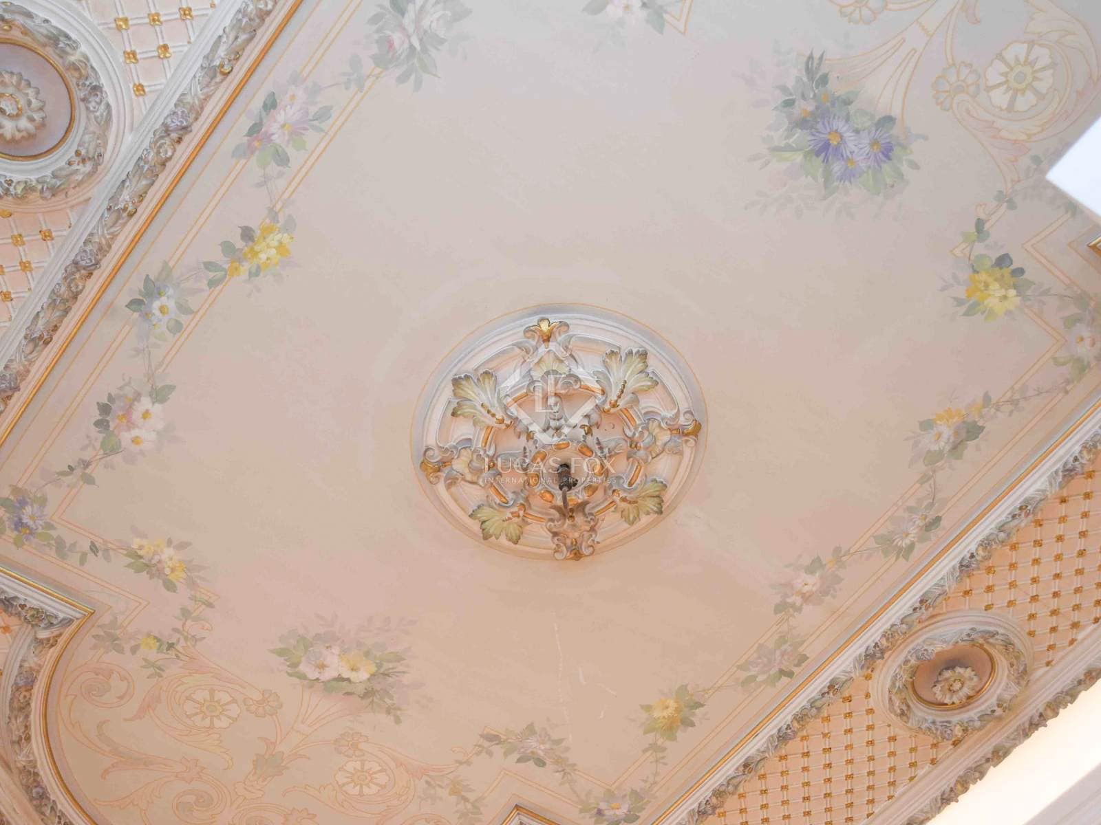 3 slaapkamer Appartement te koop in Barcelona stad - € 1.250.000 (Ref: 8660948)