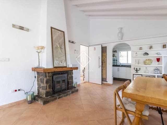 3 makuuhuone Huvila myytävänä paikassa Calpe / Calp mukana uima-altaan 
autotalli - 650 000 € (Ref: 8660950)