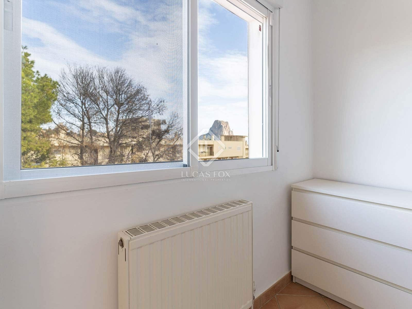 3 Zimmer Villa zu verkaufen in Calpe / Calp mit Pool Garage - 650.000 € (Ref: 8660950)