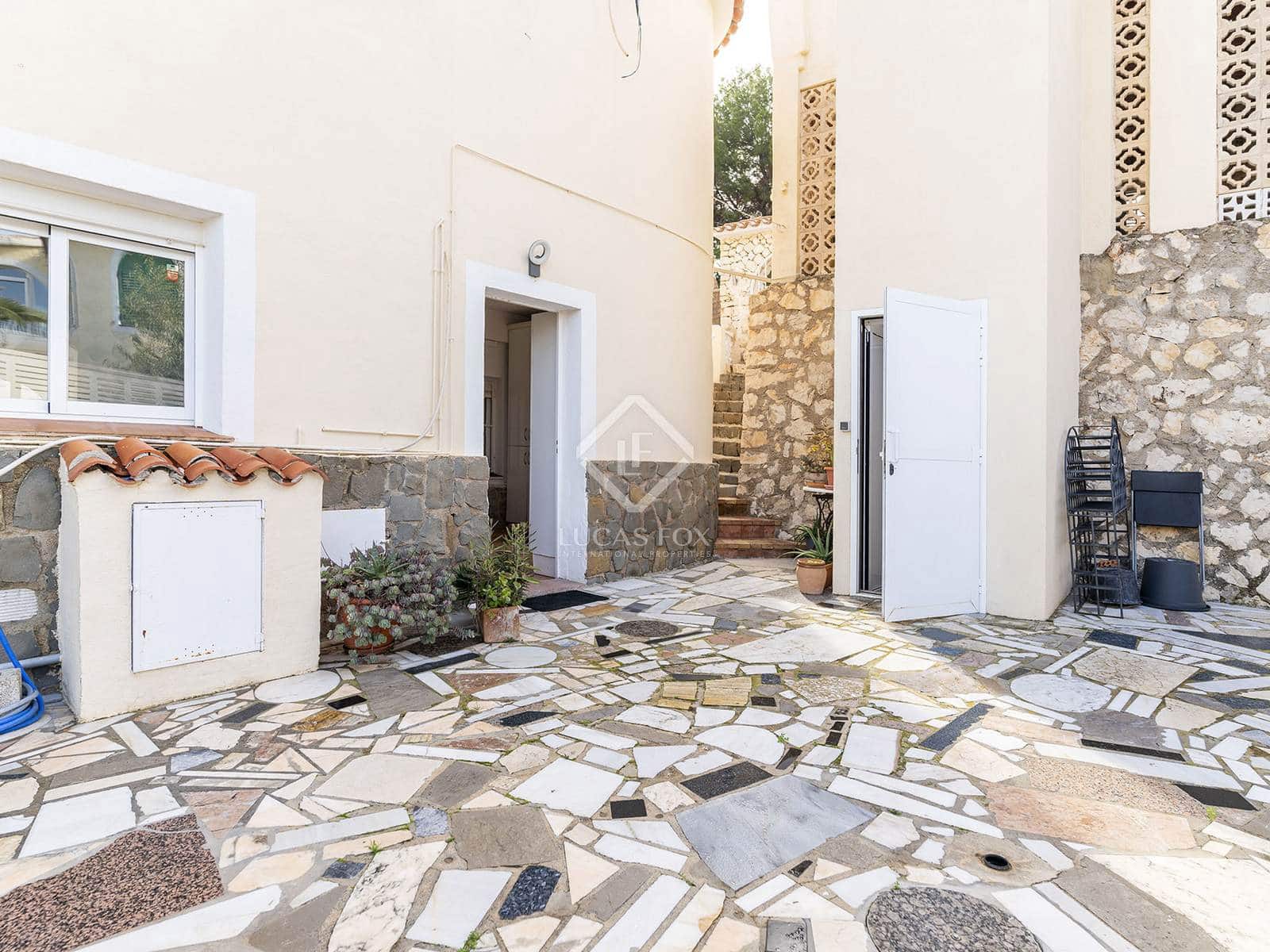 3 Zimmer Villa zu verkaufen in Calpe / Calp mit Pool Garage - 650.000 € (Ref: 8660950)