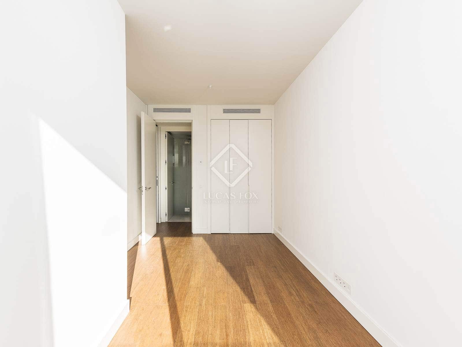 2 soveværelse Lejlighed til salg i Barcelona by med swimmingpool garage - € 999.000 (Ref: 8661542)