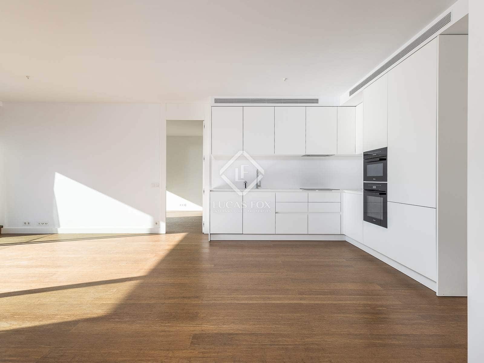 2 soveværelse Lejlighed til salg i Barcelona by med swimmingpool garage - € 999.000 (Ref: 8661542)