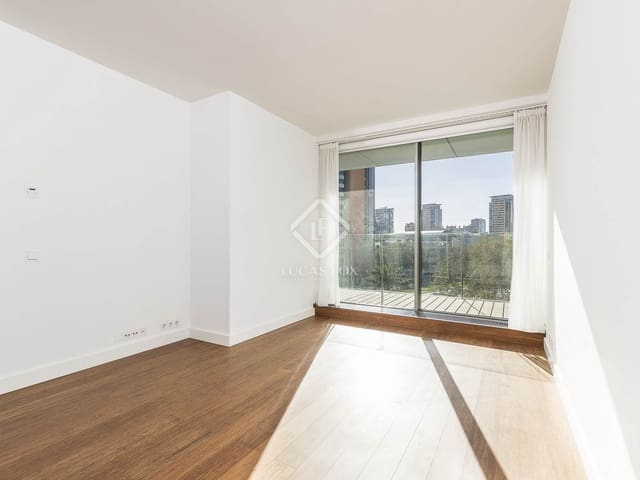 2 soveværelse Lejlighed til salg i Barcelona by med swimmingpool garage - € 999.000 (Ref: 8661542)