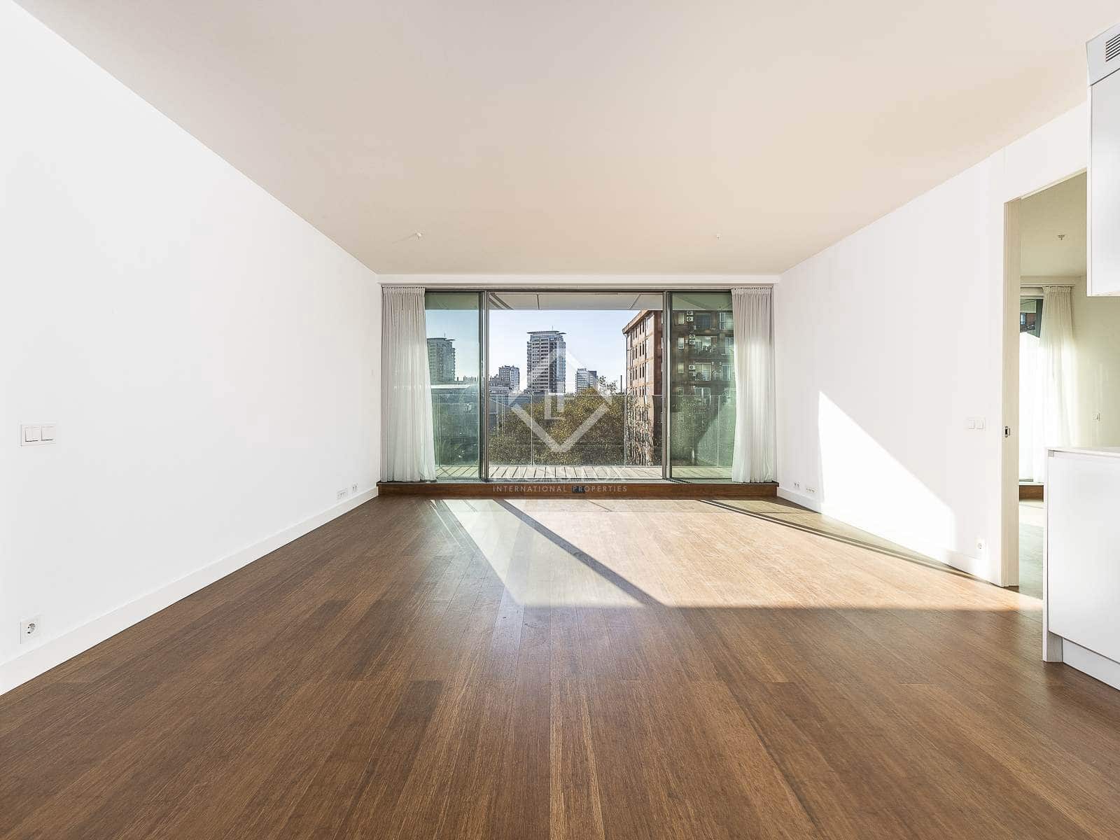 2 soveværelse Lejlighed til salg i Barcelona by med swimmingpool garage - € 999.000 (Ref: 8661542)