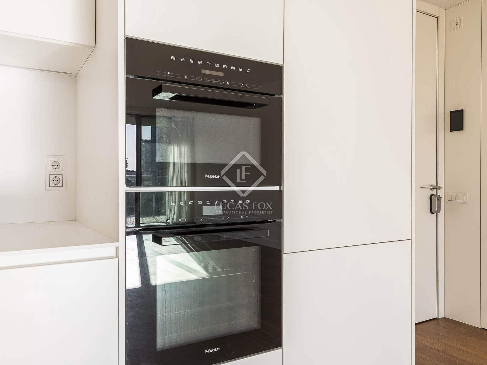 2 soveværelse Lejlighed til salg i Barcelona by med swimmingpool garage - € 999.000 (Ref: 8661542)