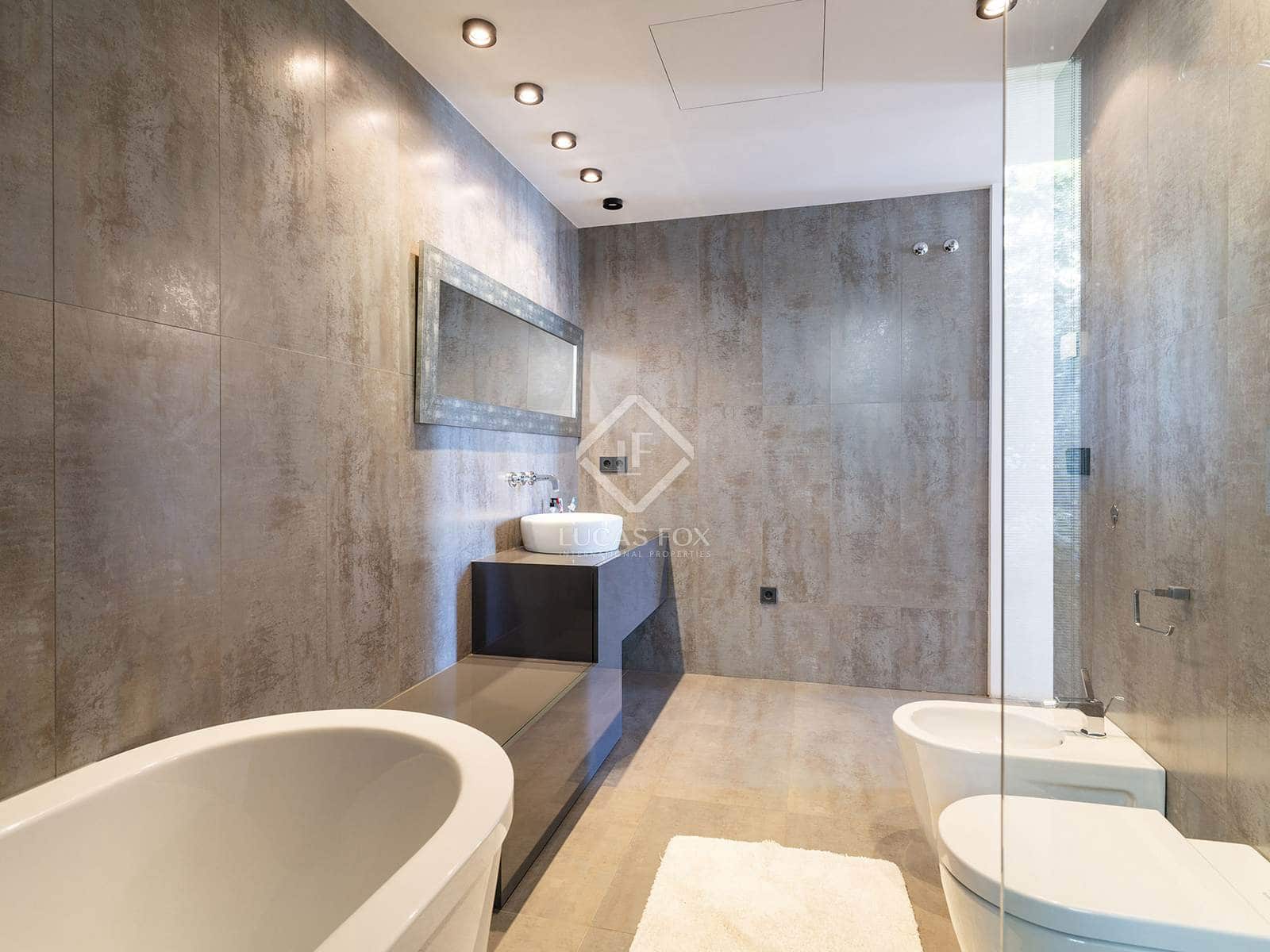 4 bedroom Villa for sale in Altea with pool garage - € 2,650,000 (Ref: 8661795)