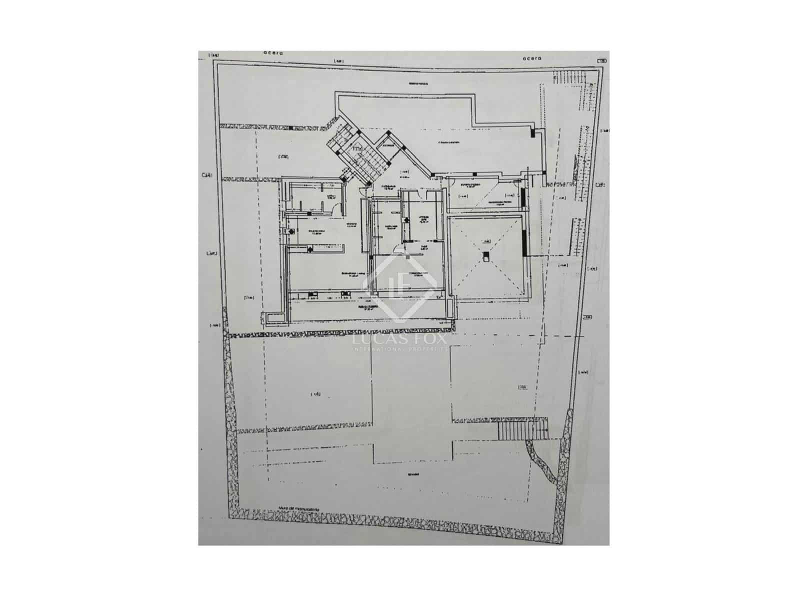 4 bedroom Villa for sale in Altea with pool garage - € 2,650,000 (Ref: 8661795)