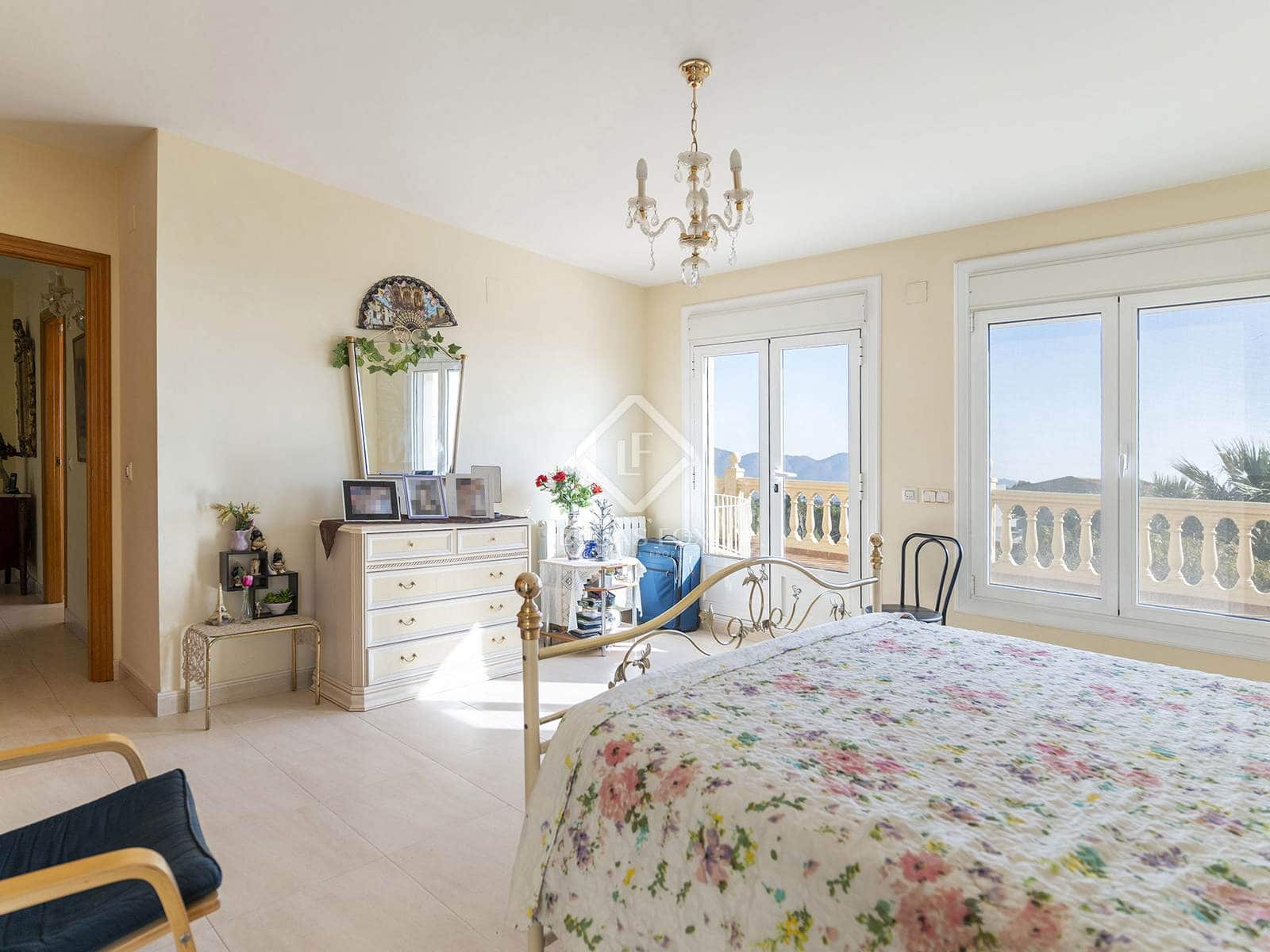 7 bedroom Villa for sale in Benidorm with pool garage - € 1,635,000 (Ref: 8664208)