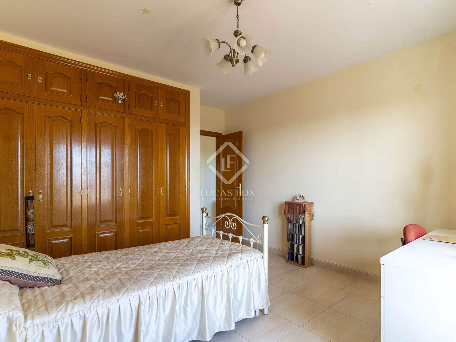 7 bedroom Villa for sale in Benidorm with pool garage - € 1,635,000 (Ref: 8664208)