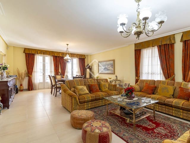 7 soveværelse Villa til salg i Benidorm med swimmingpool garage - € 1.635.000 (Ref: 8664208)