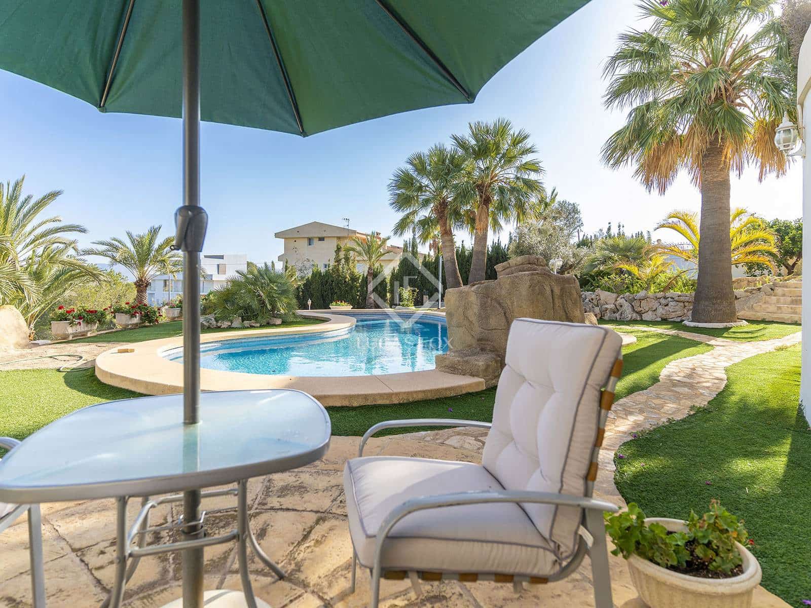 7 bedroom Villa for sale in Benidorm with pool garage - € 1,635,000 (Ref: 8664208)