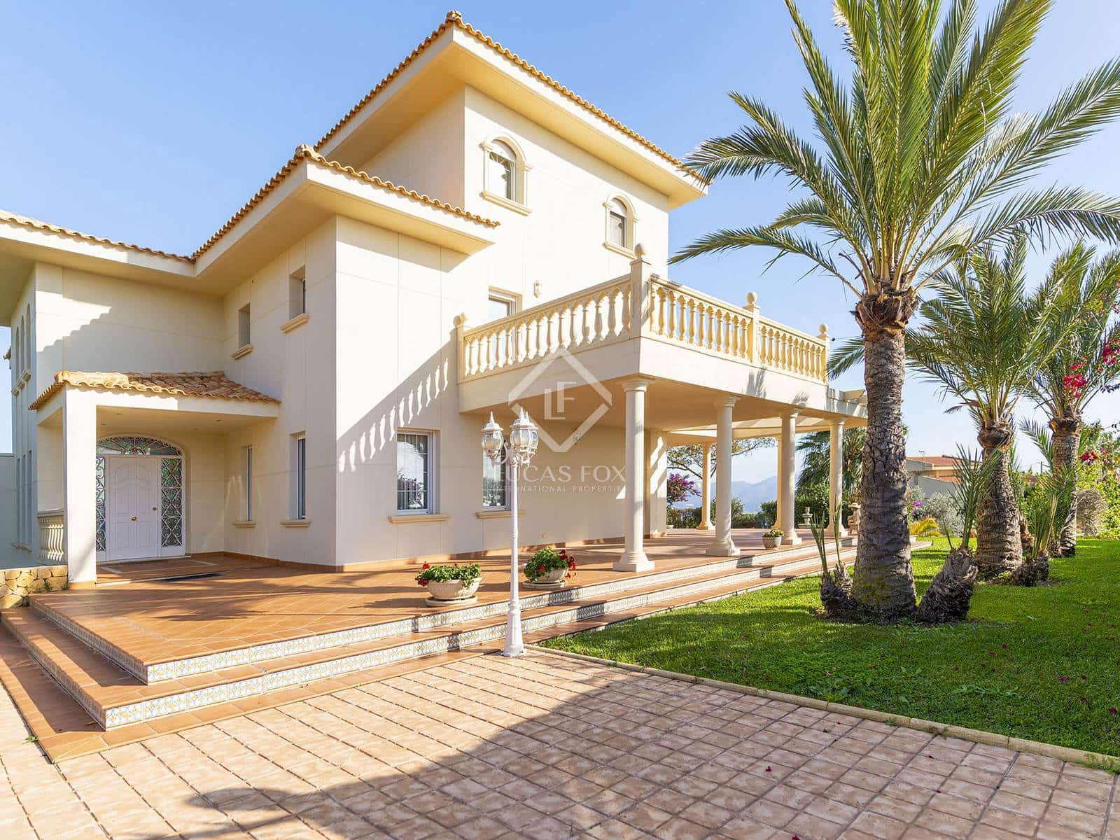 7 bedroom Villa for sale in Benidorm with pool garage - € 1,635,000 (Ref: 8664208)