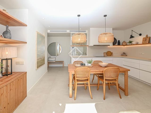 3 sypialnia Apartament na sprzedaż w Platja d'Aro, Castell-Platja d'Aro z basenem garażem - 649 000 € (Ref: 8664658)