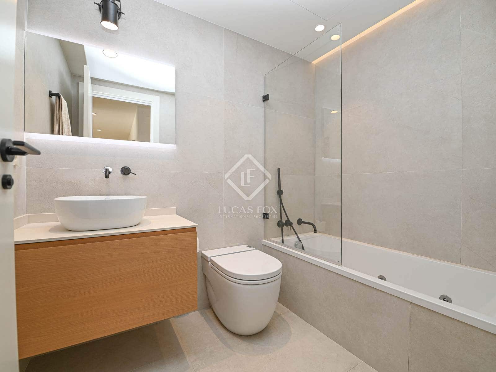 Apartamento de 3 habitaciones en Platja d'Aro en venta con piscina garaje - 649.000 € (Ref: 8664658)