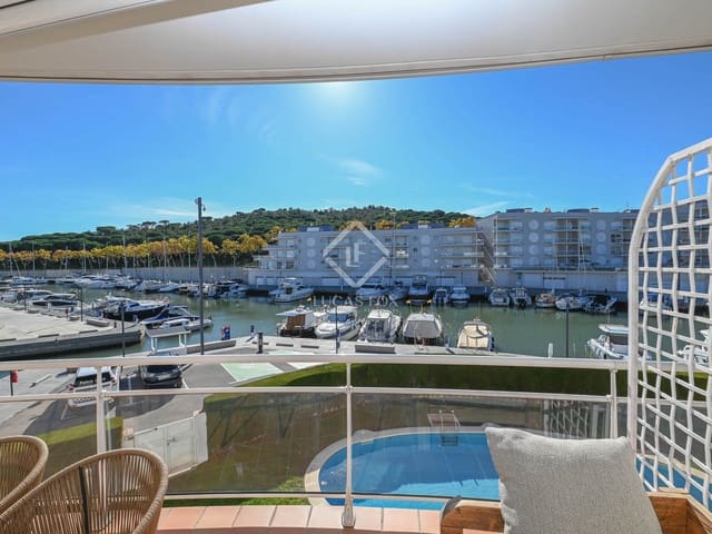 3 sypialnia Apartament na sprzedaż w Platja d'Aro, Castell-Platja d'Aro z basenem garażem - 649 000 € (Ref: 8664658)