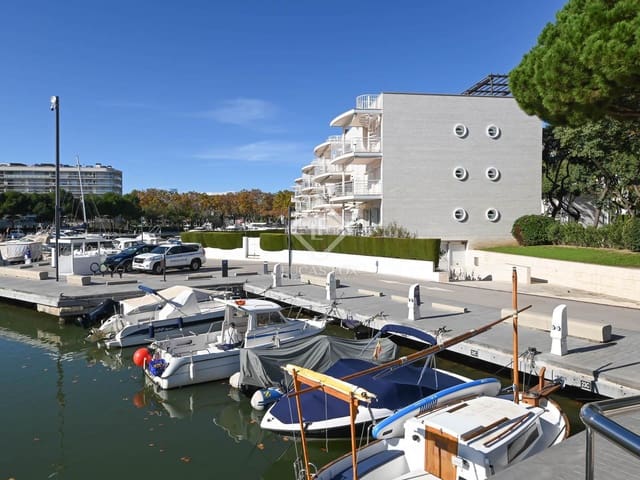 3 sypialnia Apartament na sprzedaż w Platja d'Aro, Castell-Platja d'Aro z basenem garażem - 649 000 € (Ref: 8664658)