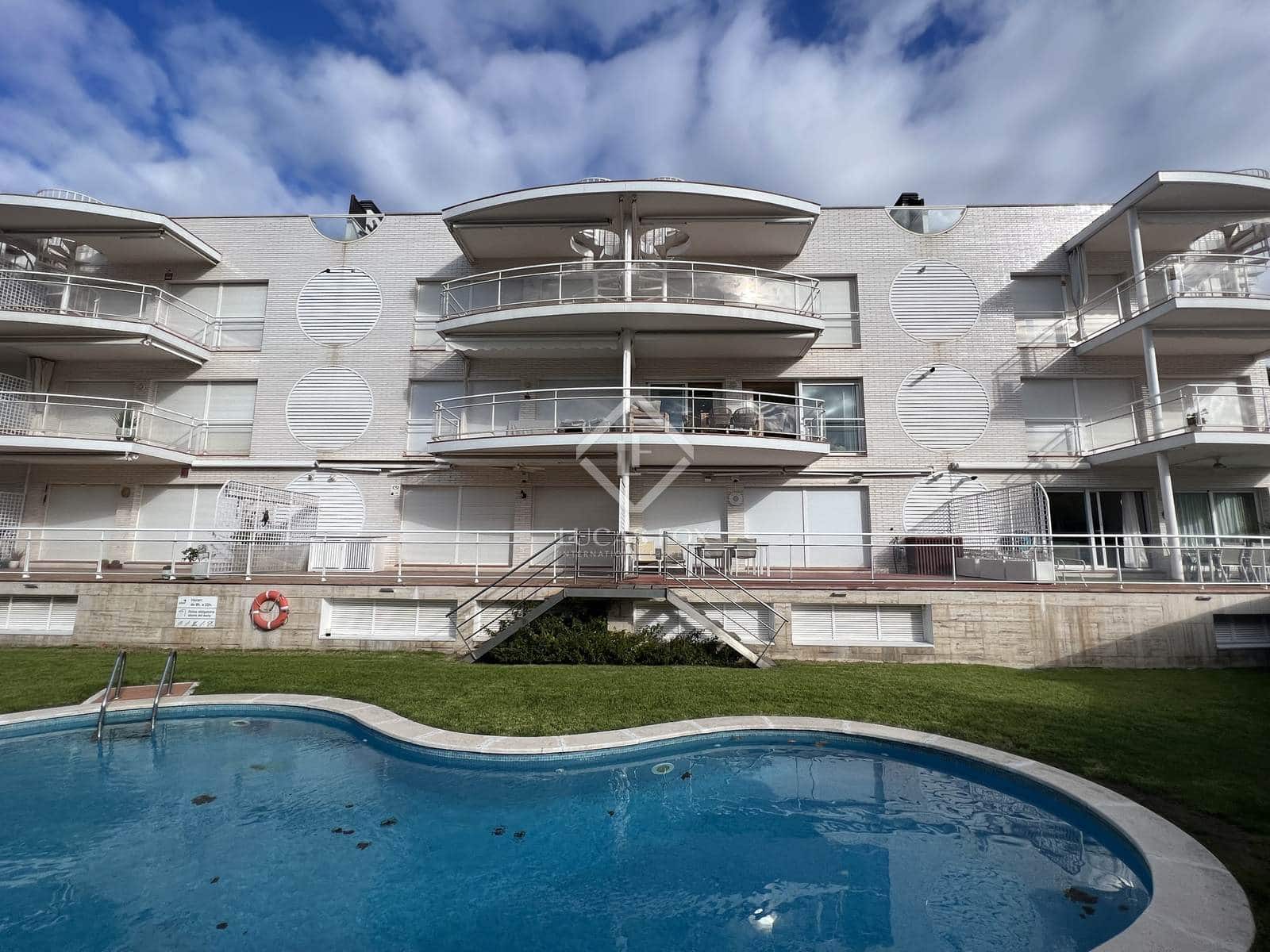 Apartamento de 3 habitaciones en Platja d'Aro en venta con piscina garaje - 649.000 € (Ref: 8664658)