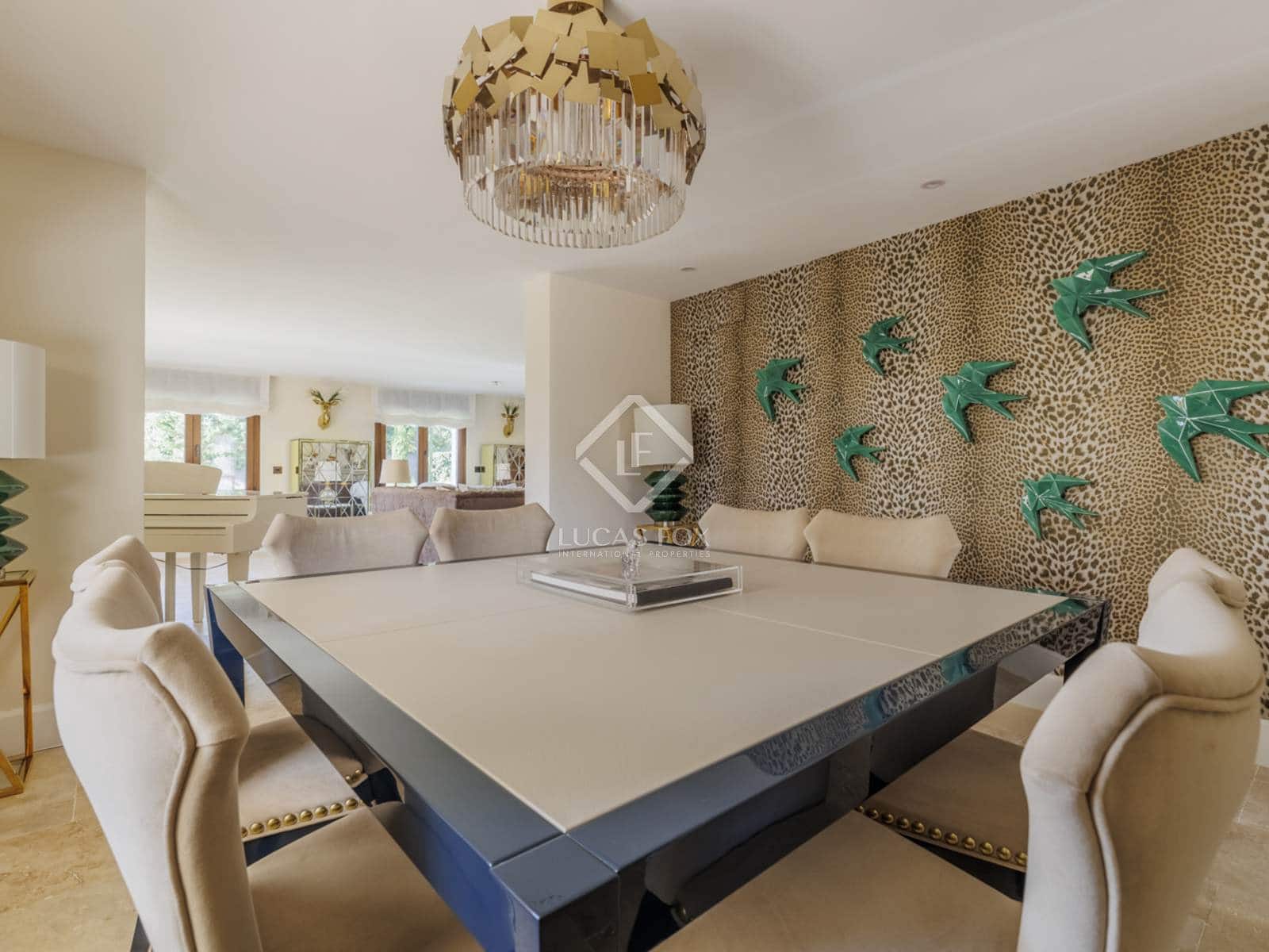 5 soveværelse Villa til salg i Las Rozas de Madrid med swimmingpool garage - € 2.375.000 (Ref: 8664659)