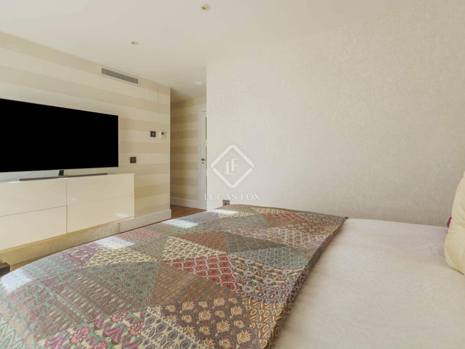 5 soveværelse Villa til salg i Las Rozas de Madrid med swimmingpool garage - € 2.375.000 (Ref: 8664659)