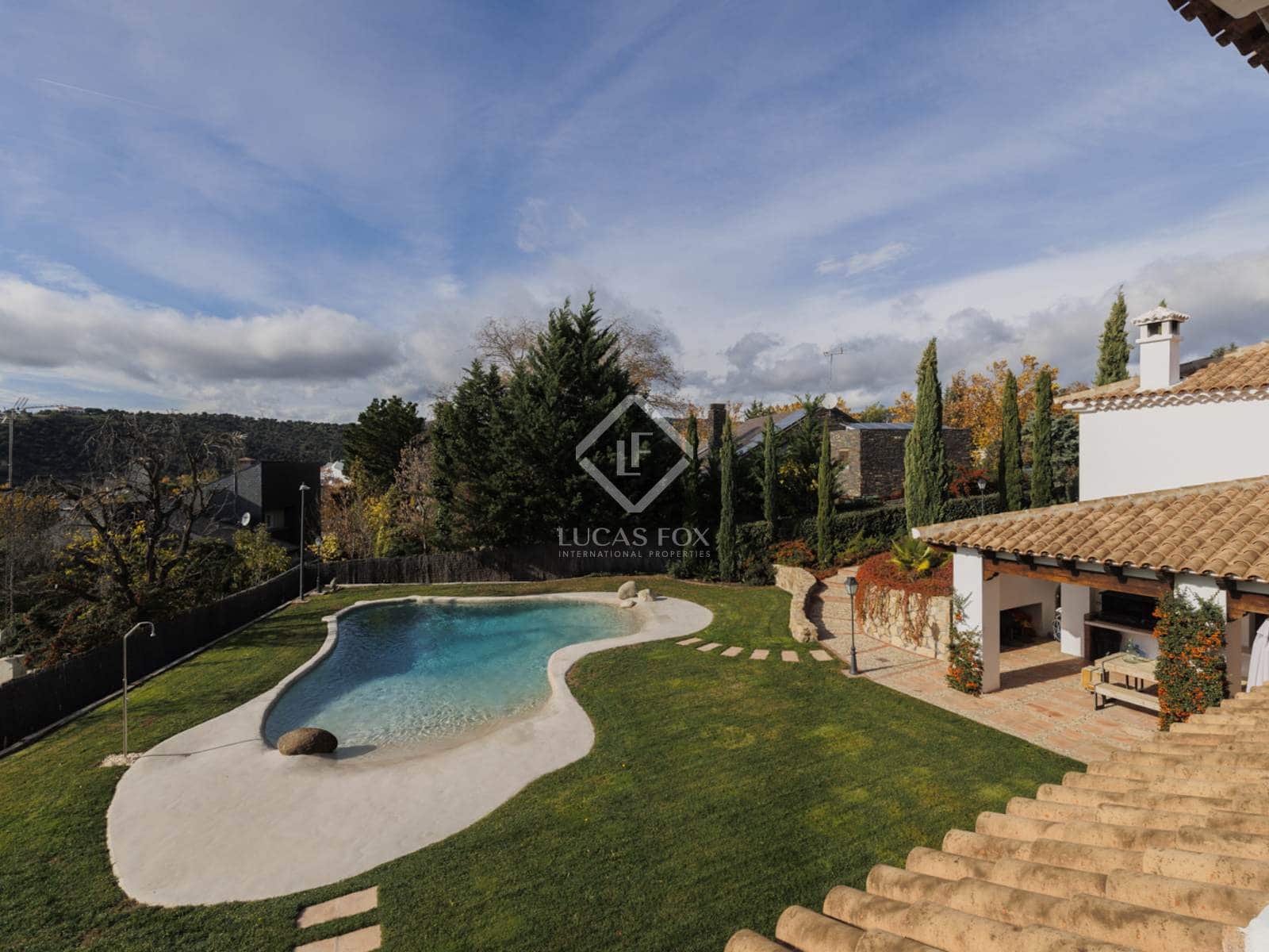 5 soveværelse Villa til salg i Las Rozas de Madrid med swimmingpool garage - € 2.375.000 (Ref: 8664659)