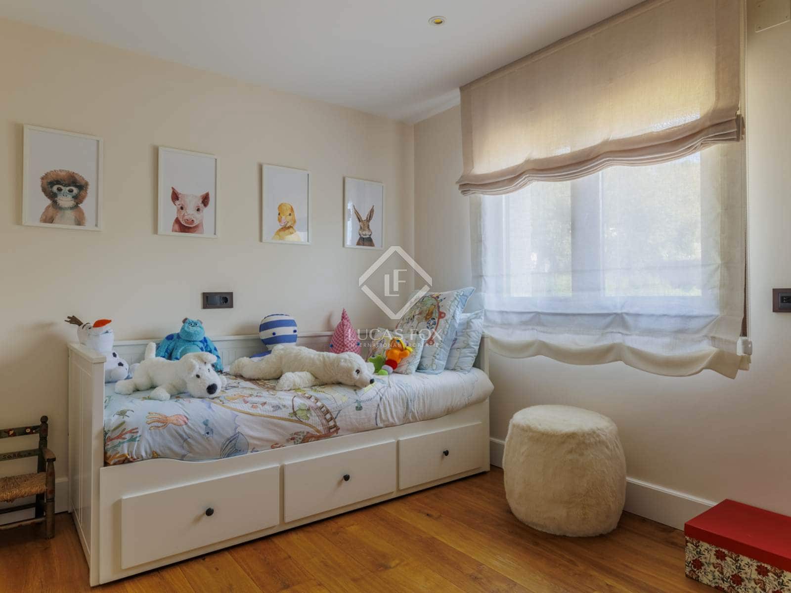 5 soveværelse Villa til salg i Las Rozas de Madrid med swimmingpool garage - € 2.375.000 (Ref: 8664659)