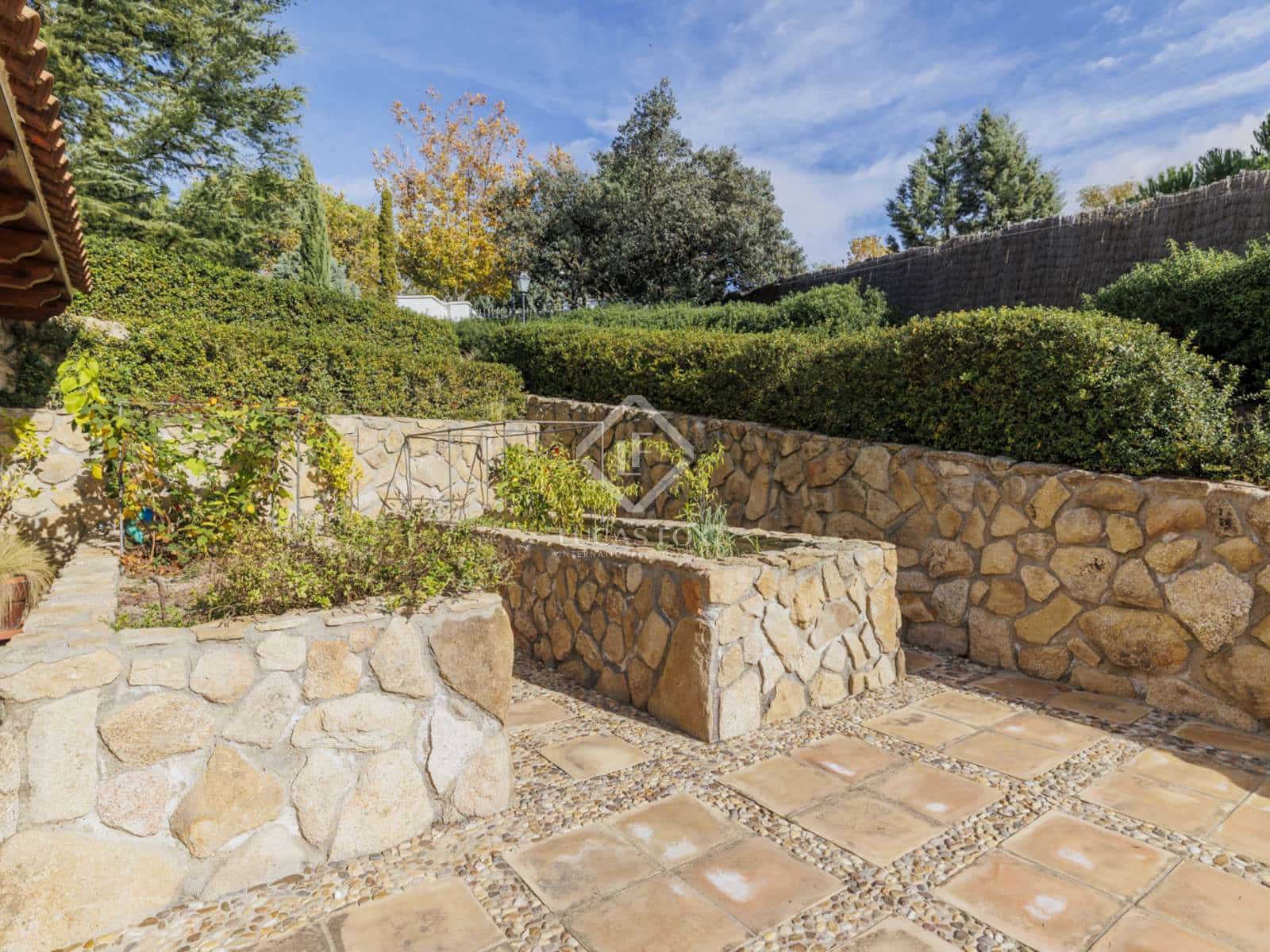 5 soveværelse Villa til salg i Las Rozas de Madrid med swimmingpool garage - € 2.375.000 (Ref: 8664659)