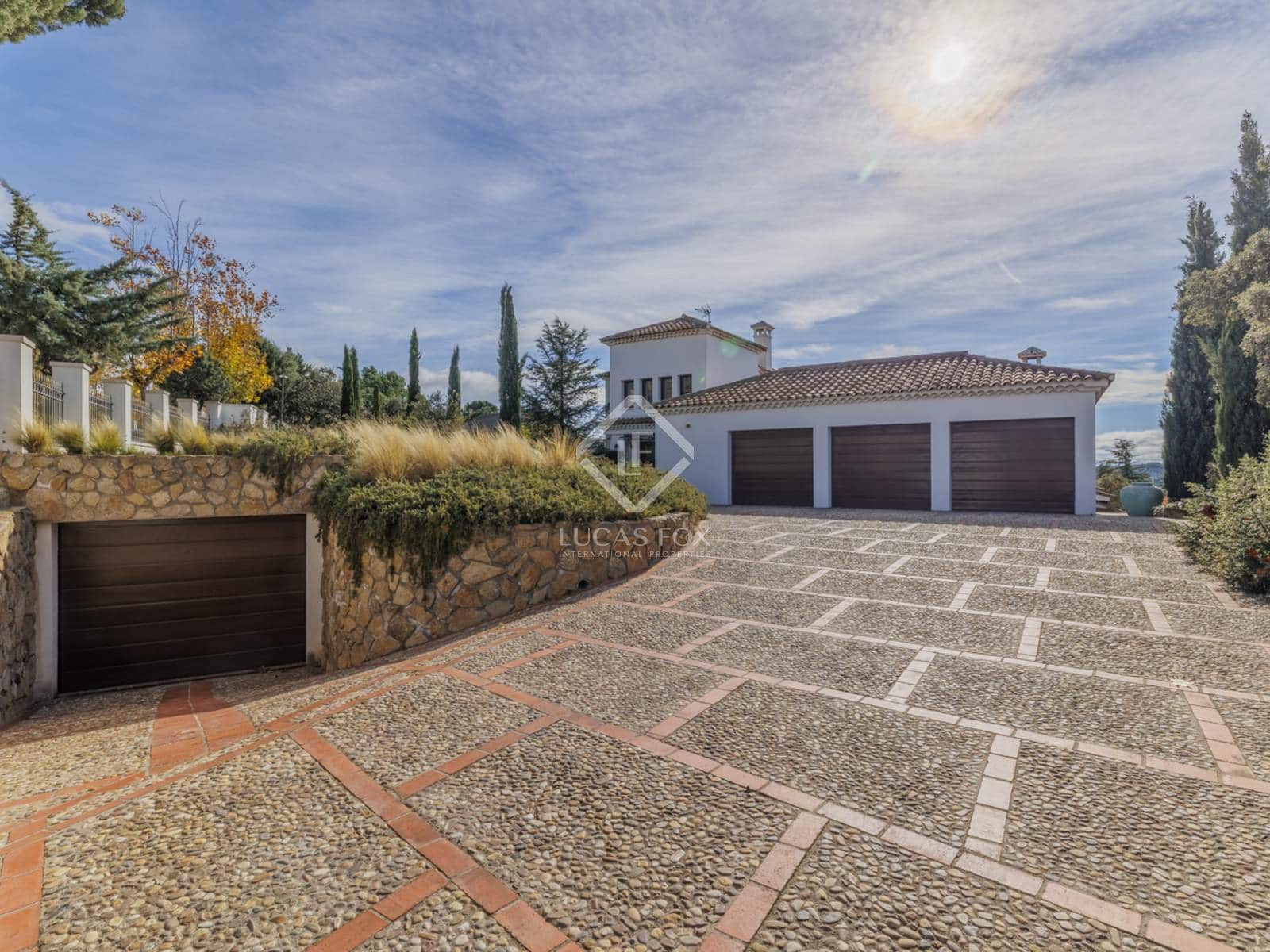 5 soveværelse Villa til salg i Las Rozas de Madrid med swimmingpool garage - € 2.375.000 (Ref: 8664659)