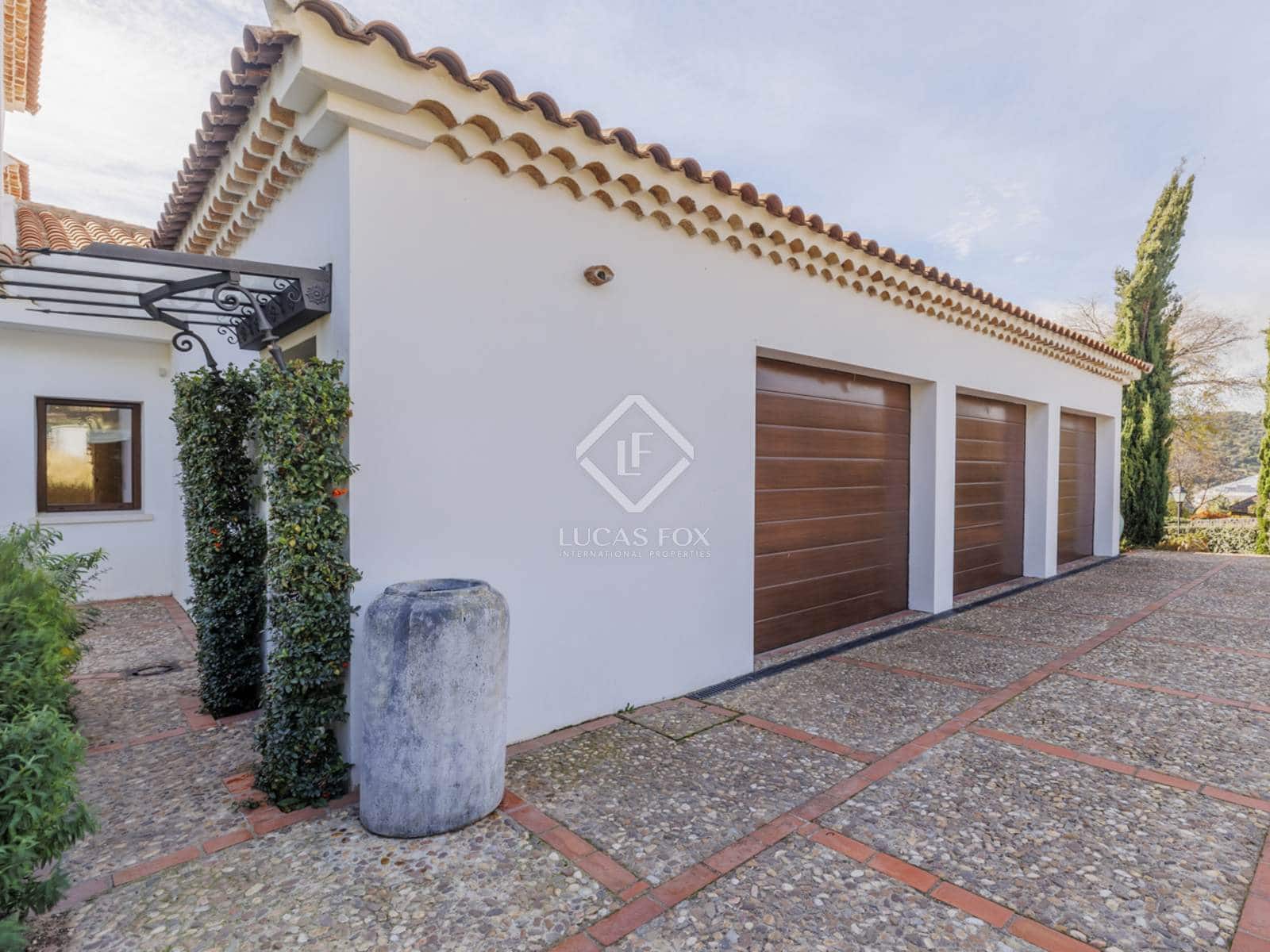 5 soveværelse Villa til salg i Las Rozas de Madrid med swimmingpool garage - € 2.375.000 (Ref: 8664659)