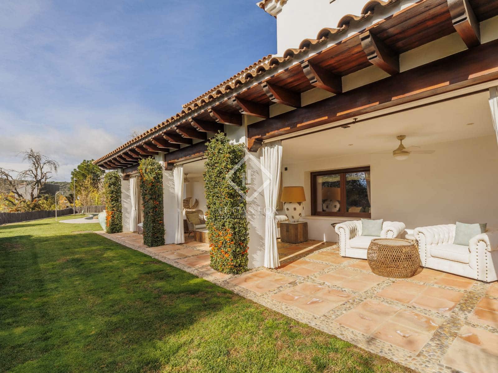 5 soveværelse Villa til salg i Las Rozas de Madrid med swimmingpool garage - € 2.375.000 (Ref: 8664659)