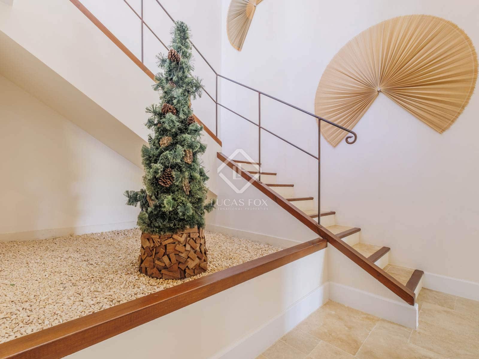 5 soveværelse Villa til salg i Las Rozas de Madrid med swimmingpool garage - € 2.375.000 (Ref: 8664659)