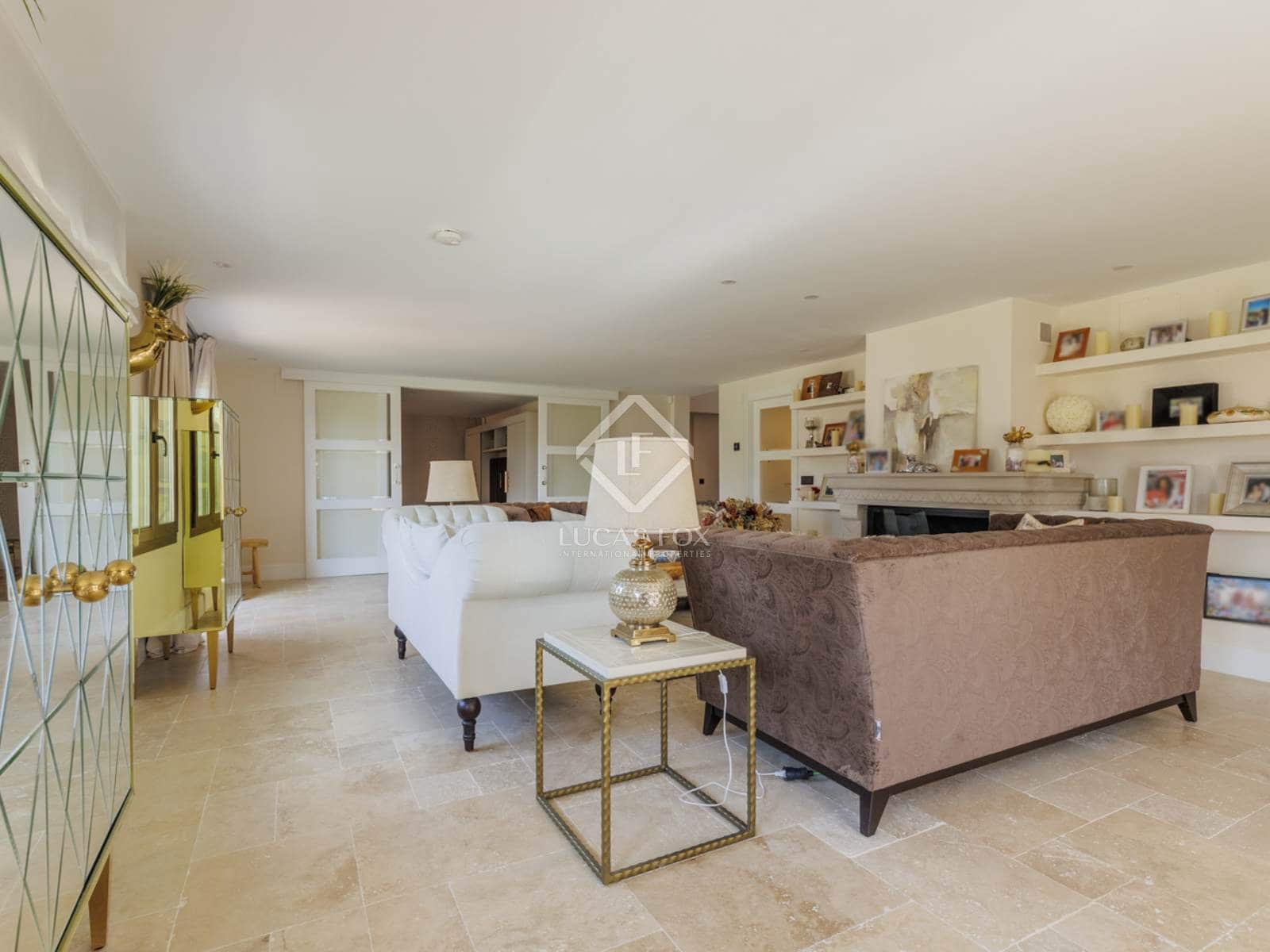 5 soveværelse Villa til salg i Las Rozas de Madrid med swimmingpool garage - € 2.375.000 (Ref: 8664659)